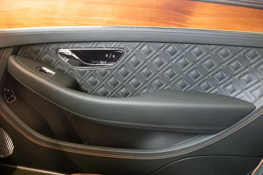 Bentley Continental GT V8 Azure - Naim, Blackline 10/2023-photo-18