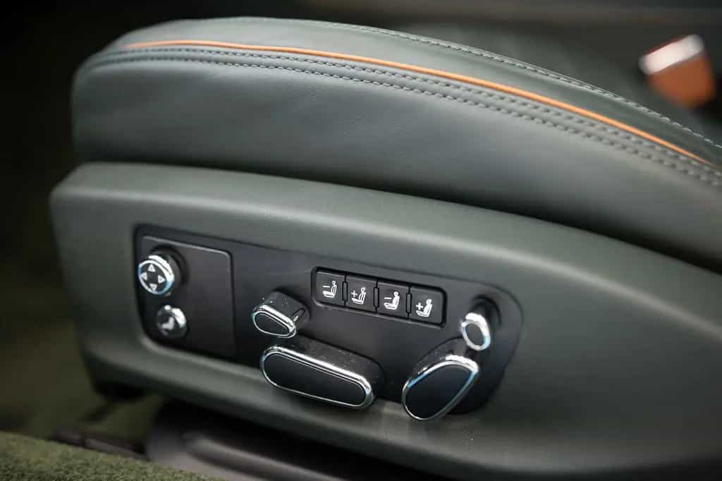 Bentley Continental GT V8 Azure - Naim, Blackline 10/2023-photo-20