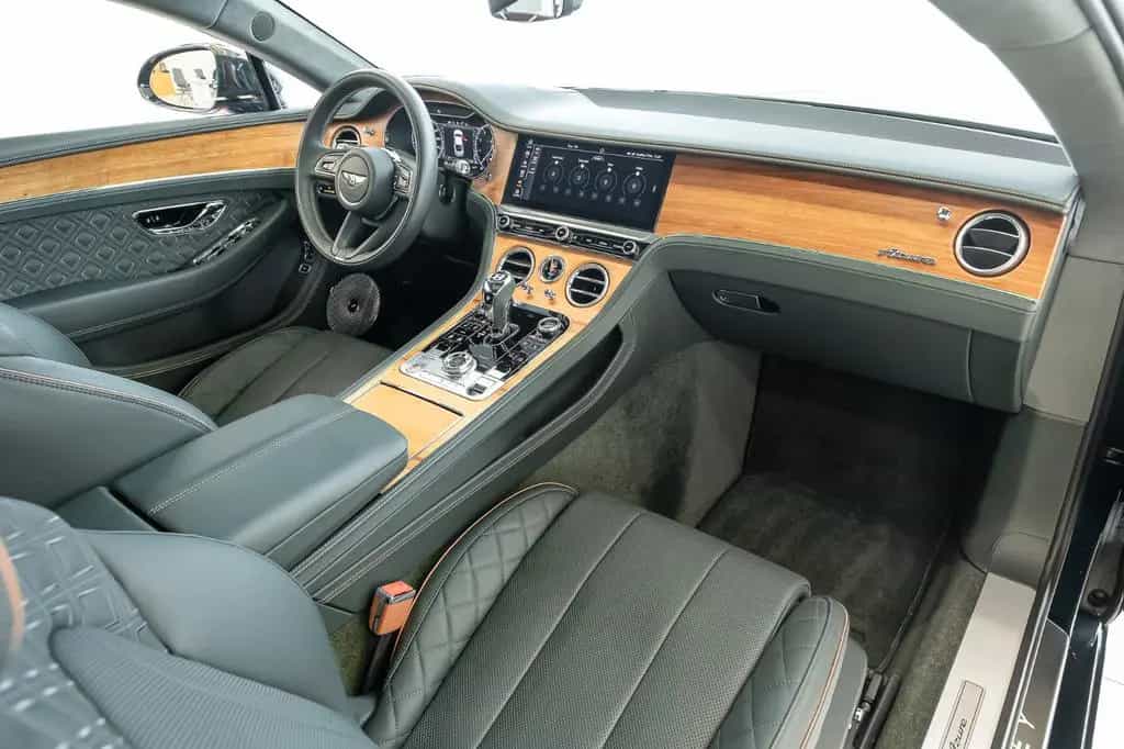 Bentley Continental GT V8 Azure - Naim, Blackline 10/2023-photo-22