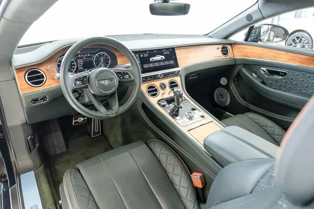 Bentley Continental GT V8 Azure - Naim, Blackline 10/2023-photo-8