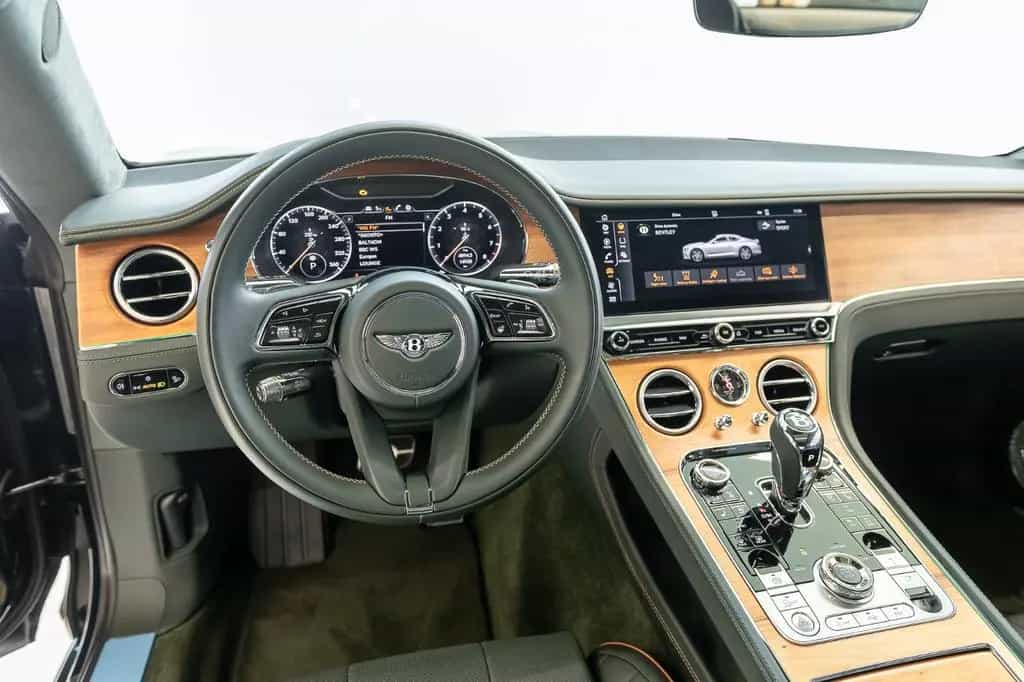 Bentley Continental GT V8 Azure - Naim, Blackline 10/2023-photo-9