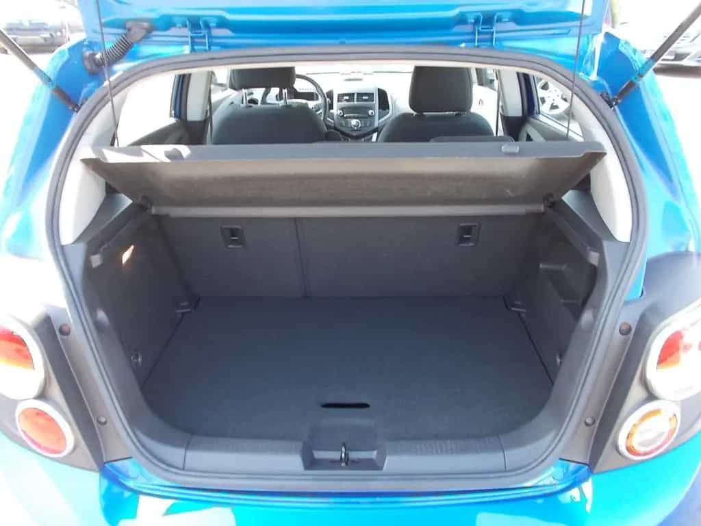 Chevrolet Aveo 1.6 LTZ, Klima, SHZ, PDC, Aluf. Allwetter 09/2012-photo-12