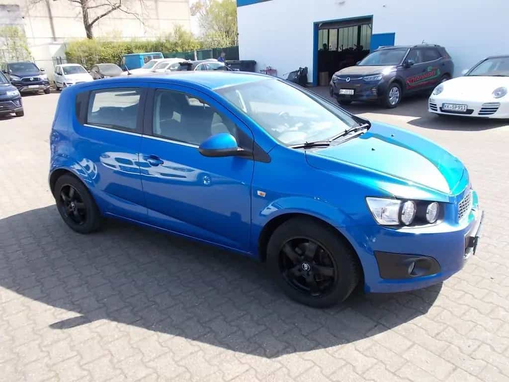 Chevrolet Aveo 1.6 LTZ, Klima, SHZ, PDC, Aluf. Allwetter 09/2012-photo-2