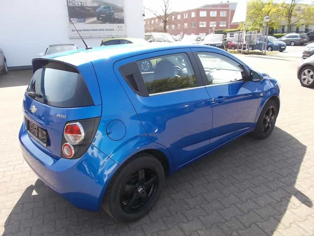 Chevrolet Aveo 1.6 LTZ, Klima, SHZ, PDC, Aluf. Allwetter 09/2012-photo-4