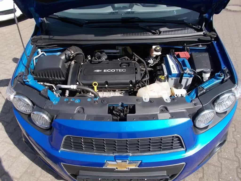 Chevrolet Aveo 1.6 LTZ, Klima, SHZ, PDC, Aluf. Allwetter 09/2012-photo-9