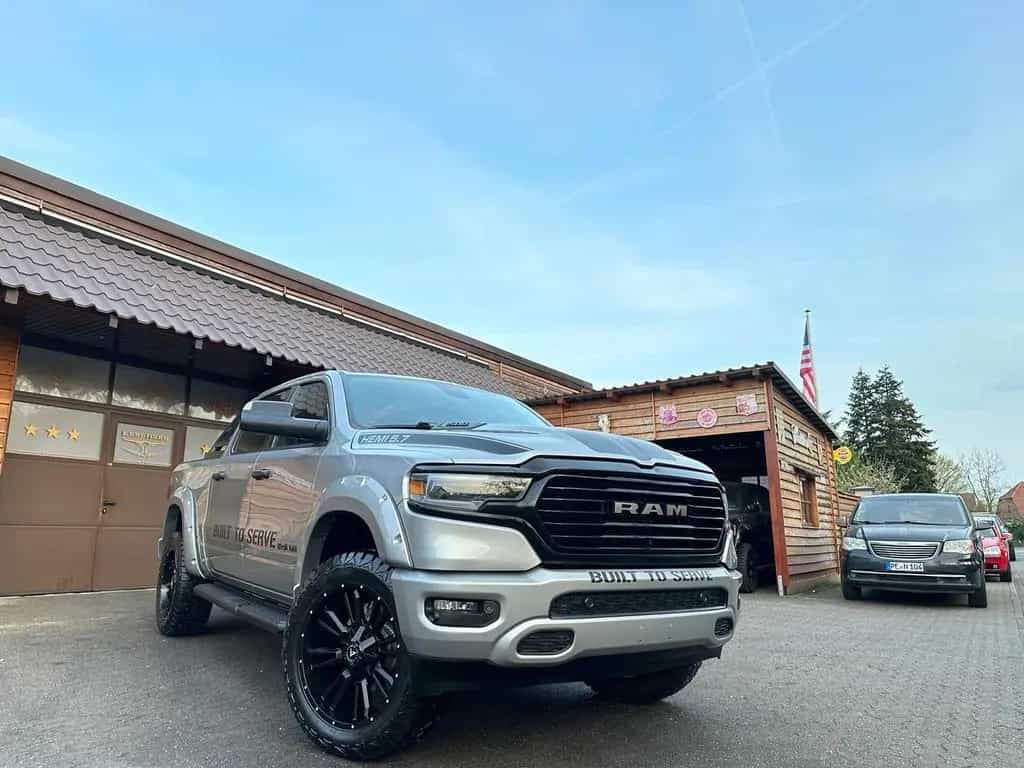Dodge RAM BUILT TO SERVE*4X4*OFF-ROAD*BÜGEL*AHK*NAVI*SERVI 10/2021-photo-12
