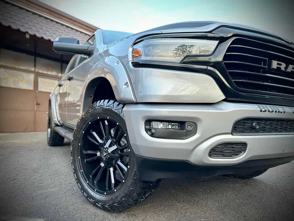 Dodge RAM BUILT TO SERVE*4X4*OFF-ROAD*BÜGEL*AHK*NAVI*SERVI 10/2021-photo-14