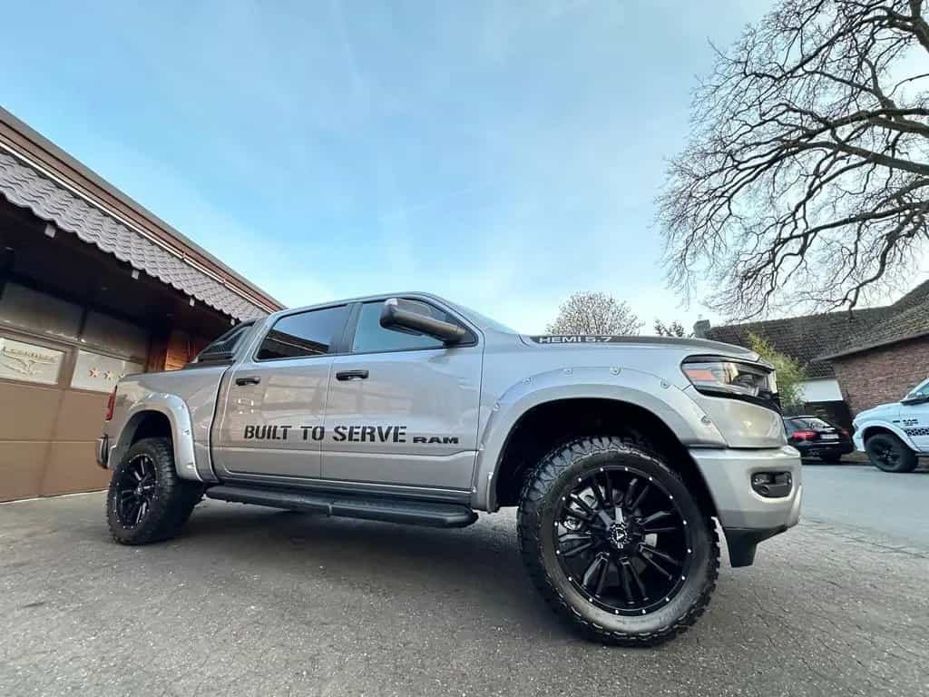 Dodge RAM BUILT TO SERVE*4X4*OFF-ROAD*BÜGEL*AHK*NAVI*SERVI 10/2021-photo-16