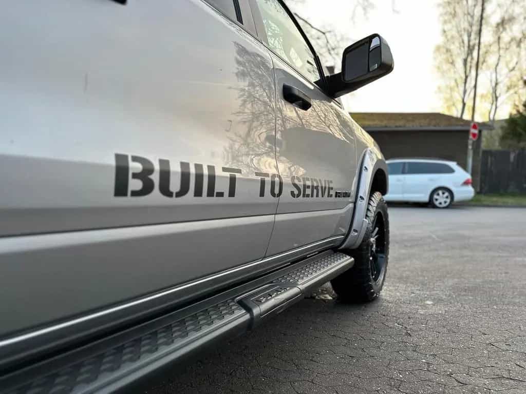 Dodge RAM BUILT TO SERVE*4X4*OFF-ROAD*BÜGEL*AHK*NAVI*SERVI 10/2021-photo-22