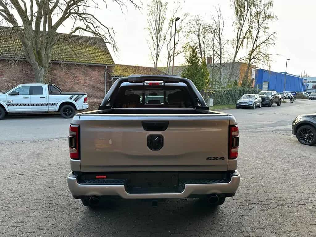 Dodge RAM BUILT TO SERVE*4X4*OFF-ROAD*BÜGEL*AHK*NAVI*SERVI 10/2021-photo-24