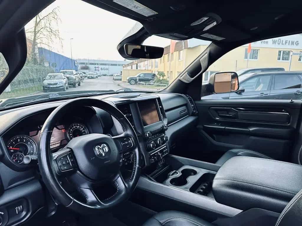 Dodge RAM BUILT TO SERVE*4X4*OFF-ROAD*BÜGEL*AHK*NAVI*SERVI 10/2021-photo-35