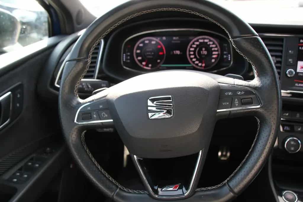 Seat Leon Cupra 300, Navi, Sitzhzg.,19"Zoll Alu 05/2019-photo-16