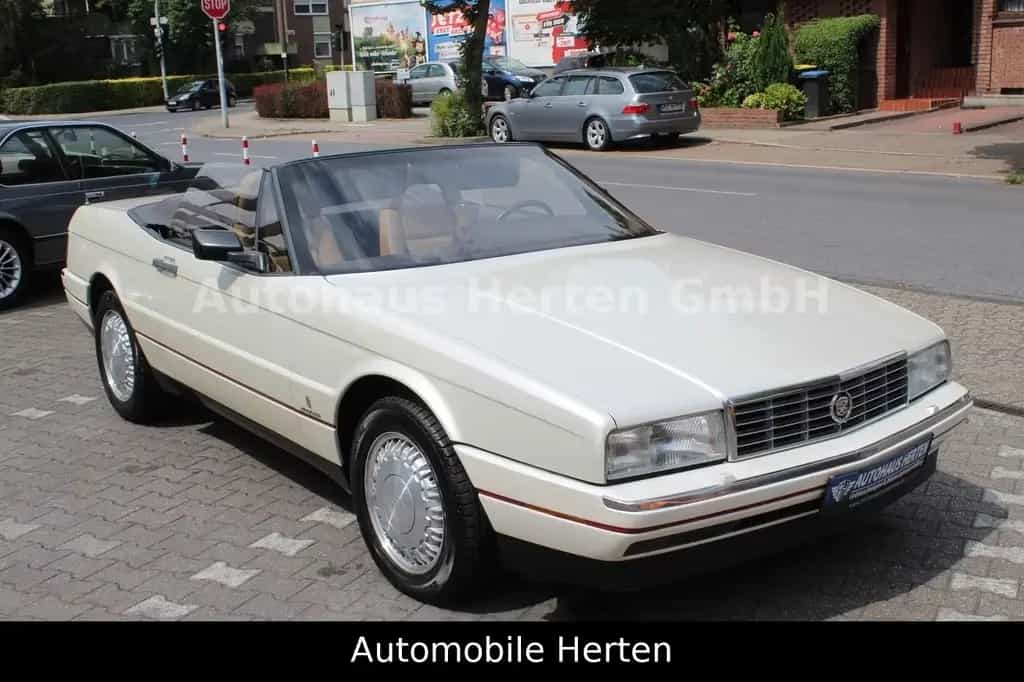 Cadillac Allante Cabrio*V8*HARDTOP*AUTOMATIK*KLIMA*LEDER* 02/1987-photo-2