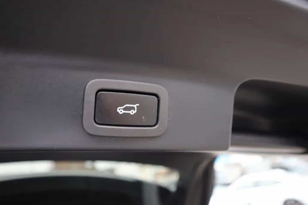 Jaguar F-Pace 30d AWD R-Sport 01/2020-photo-25
