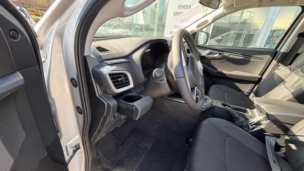 Isuzu D-Max 1.9,DSL,DC 4x4 2026 *FOR EXPORT OUT OF EU* null-photo-22