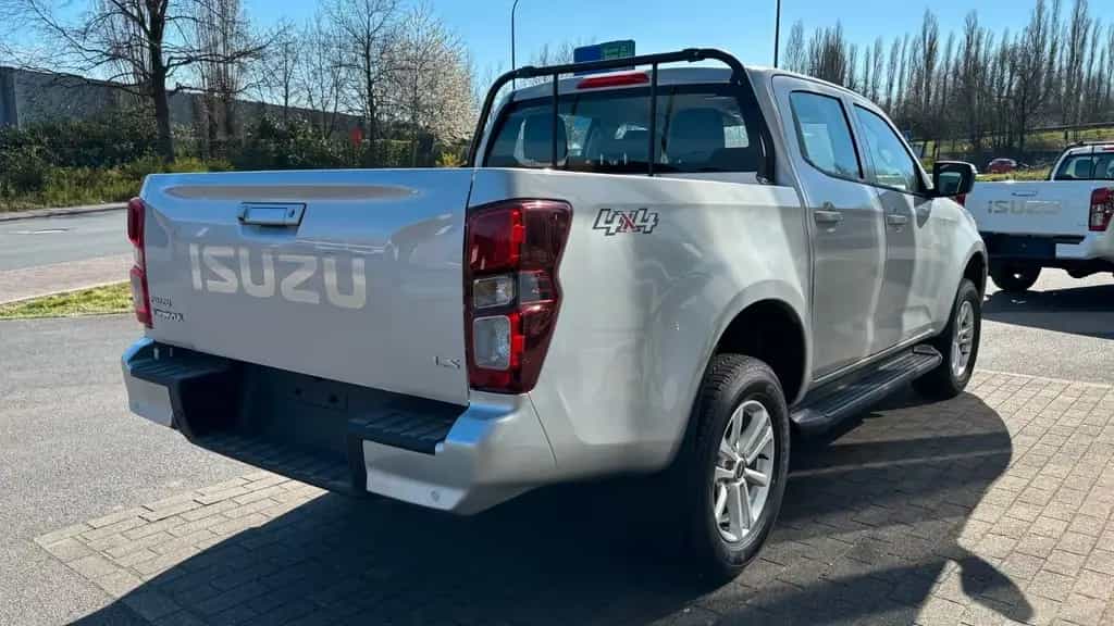 Isuzu D-Max 1.9,DSL,DC 4x4 2026 *FOR EXPORT OUT OF EU* null-photo-6