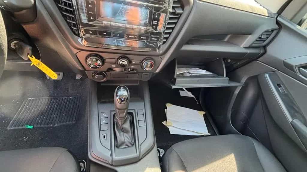 Isuzu D-Max 1.9 SC DSL 2026 *FOR EXPORT OUT OF EU* null-photo-20