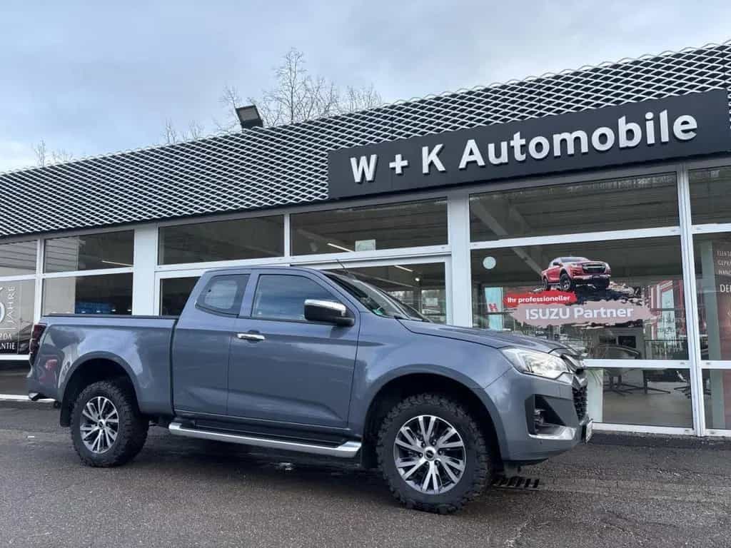 Isuzu D-Max LSE Space Cab All-Terrain 4WD 6AT AHK Roll 11/2025-photo-0