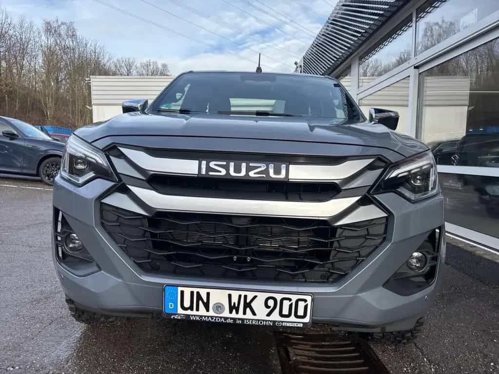Isuzu D-Max LSE Space Cab All-Terrain 4WD 6AT AHK Roll 11/2025-photo-12