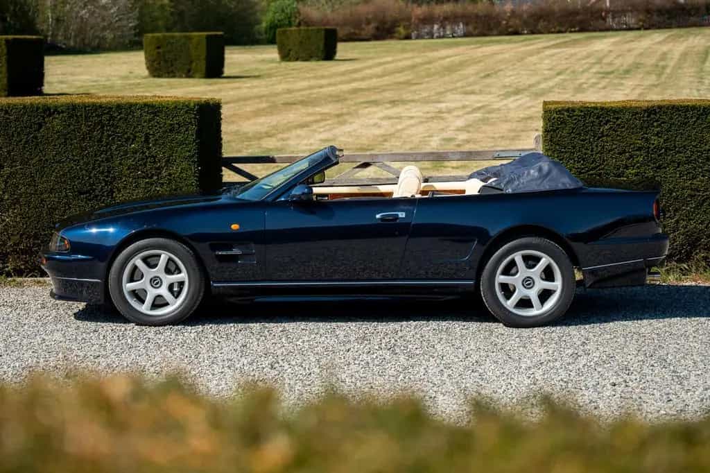 Aston Martin Other V8 Volante LWB / 1 of 63 / Last One Produced 05/2000-photo-5