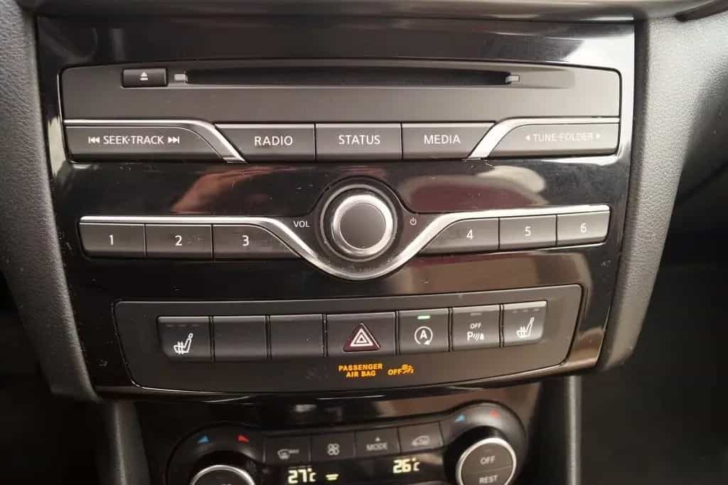 Infiniti Q30 1.5D Business Edition -NAVI-LEER-ECC-PDC-CRU 01/2019-photo-15