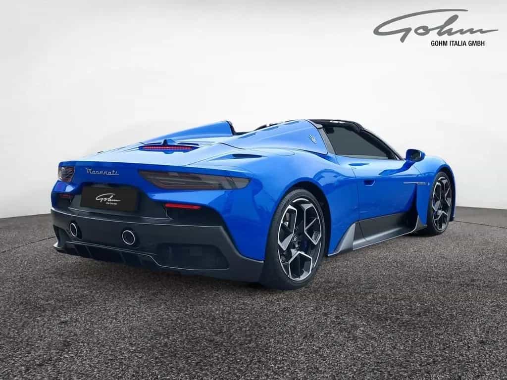 Maserati MC20 Cielo 11/2023-photo-11