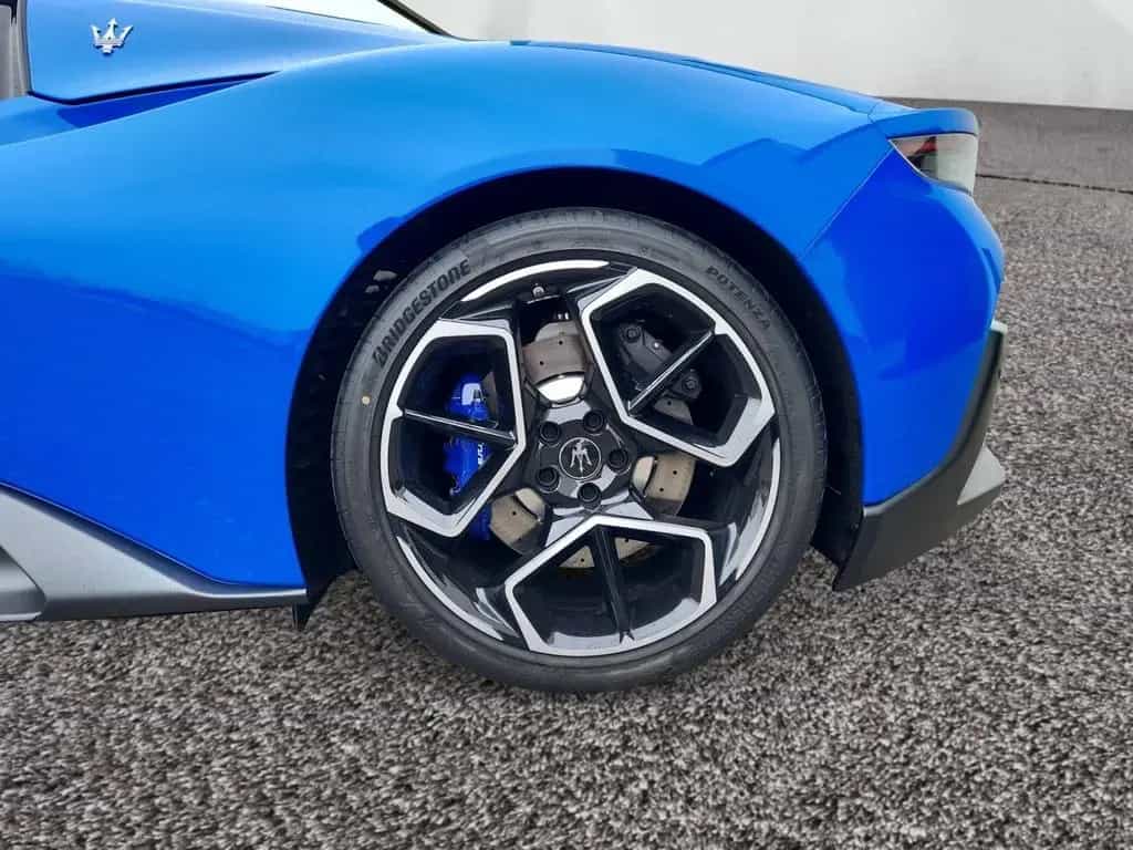 Maserati MC20 Cielo 11/2023-photo-12