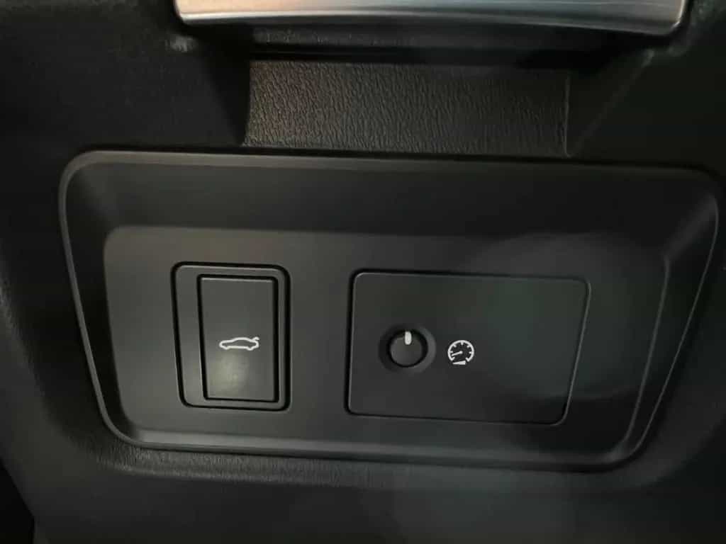 Jaguar XE P250 SE*CAMERA*VIRTUAL COCKPIT*MATRIX LED* 01/2020-photo-17
