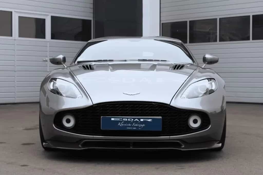 Aston Martin Vanquish Zagato 06/2017-photo-9