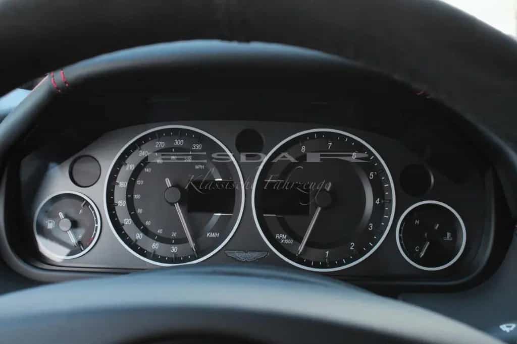 Aston Martin V12 Zagato 03/2013-photo-12