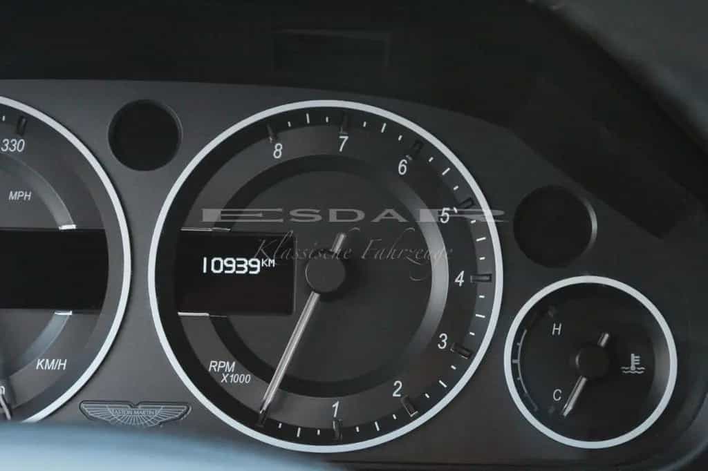 Aston Martin V12 Zagato 03/2013-photo-2