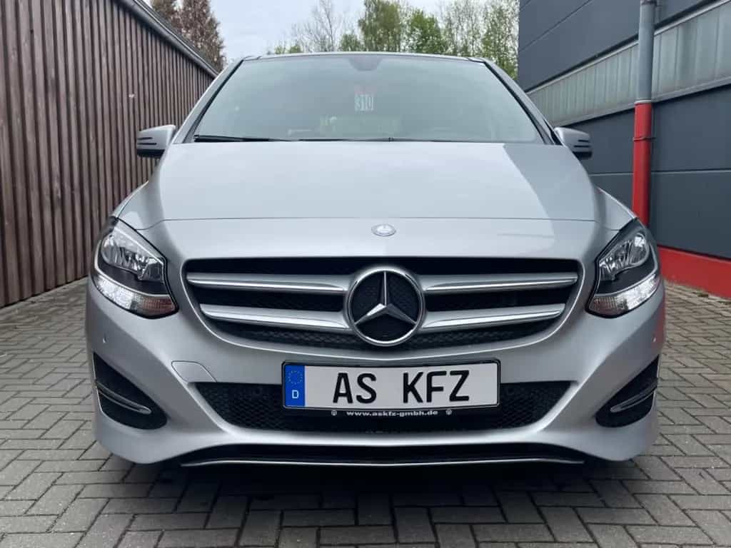 Mercedes-Benz B 220 B -Klasse B 220 4Matic 7G Automatik 02/2015-photo-1