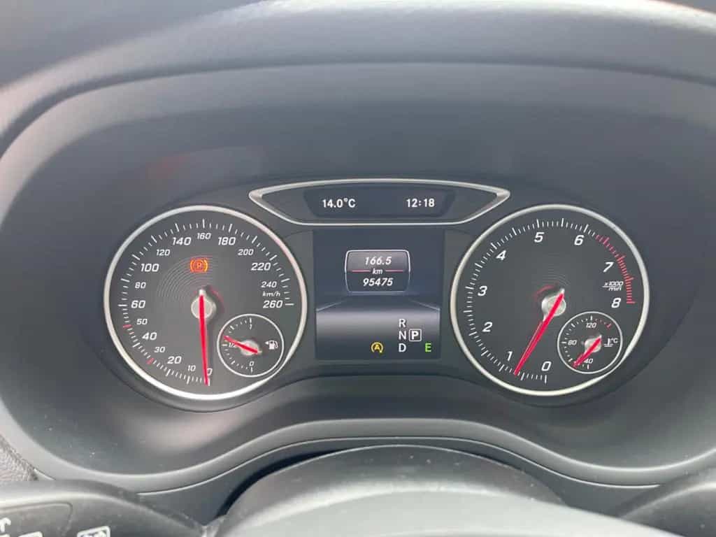 Mercedes-Benz B 220 B -Klasse B 220 4Matic 7G Automatik 02/2015-photo-11