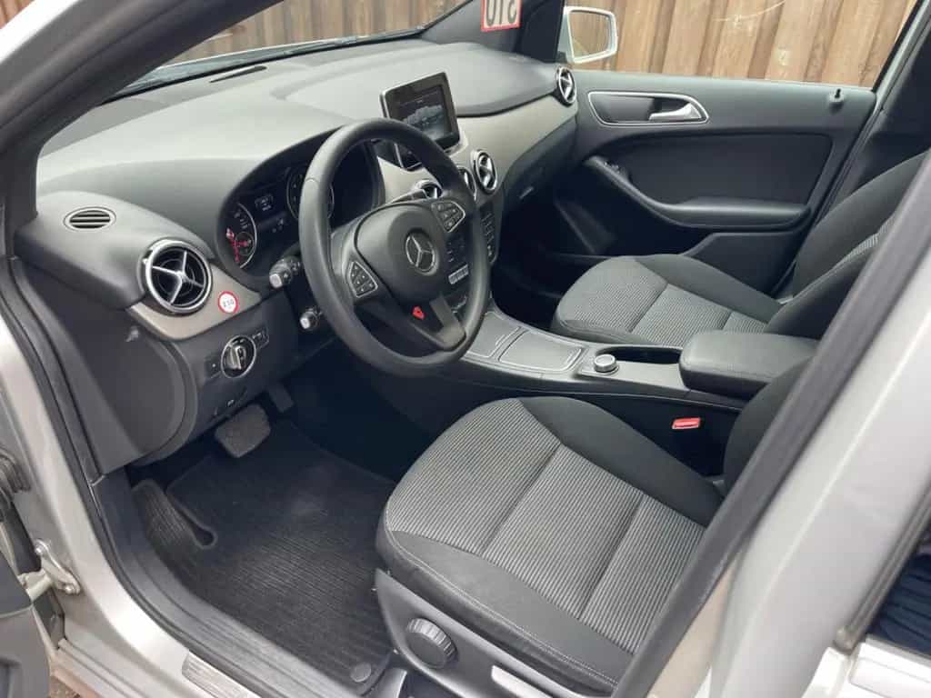 Mercedes-Benz B 220 B -Klasse B 220 4Matic 7G Automatik 02/2015-photo-6
