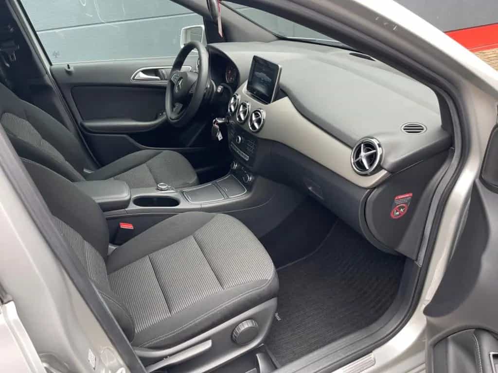 Mercedes-Benz B 220 B -Klasse B 220 4Matic 7G Automatik 02/2015-photo-8
