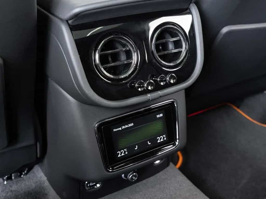 Bentley Bentayga S Black Edition V8 von BENTLEY 12/2025-photo-15