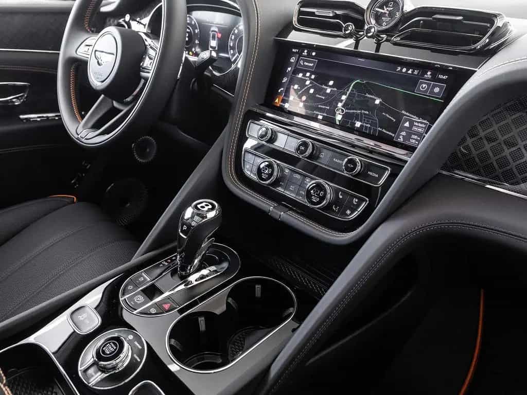 Bentley Bentayga S Black Edition V8 von BENTLEY 12/2025-photo-16