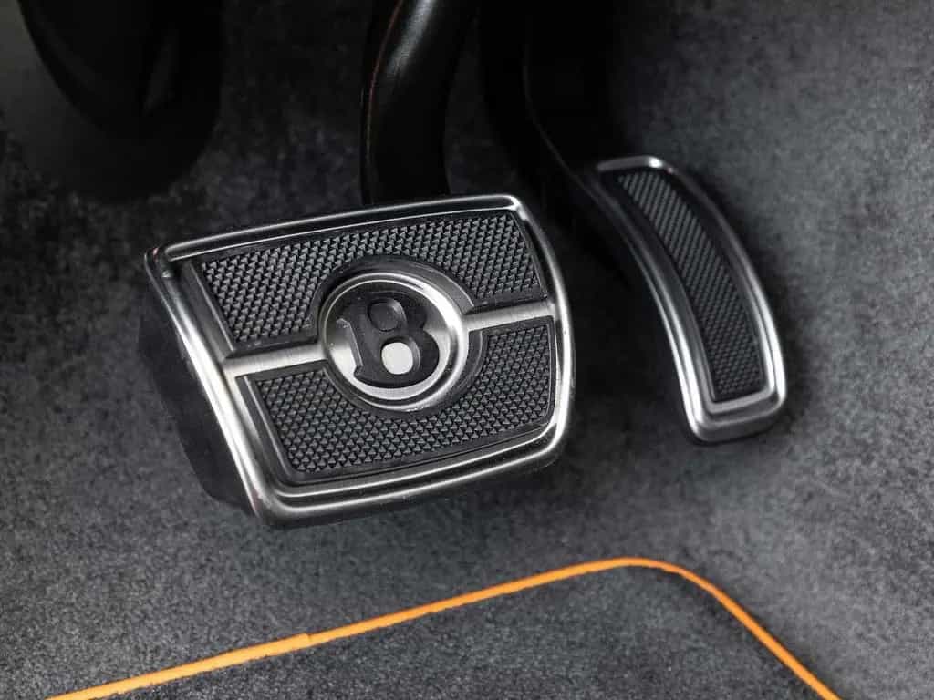 Bentley Bentayga S Black Edition V8 von BENTLEY 12/2025-photo-22