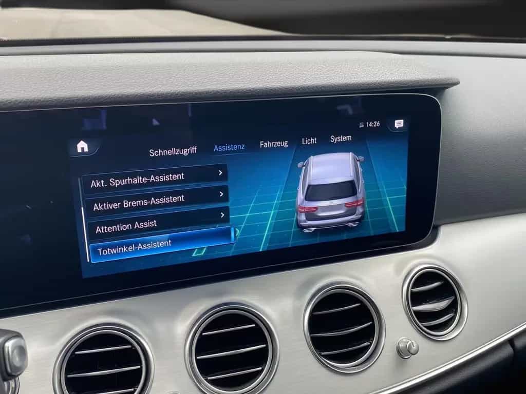 Mercedes-Benz E 300 Avantgarde Vollleder*LED*Kamera*Wides*DAB* 01/2022-photo-20
