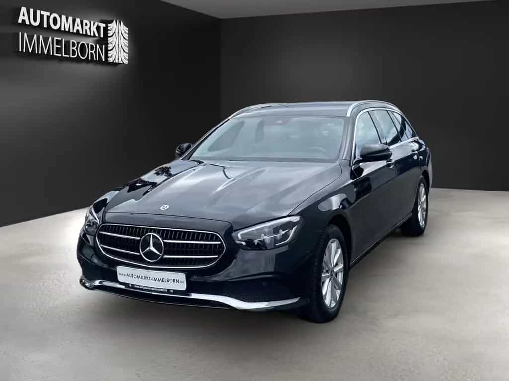 Mercedes-Benz E 300 Avantgarde Vollleder*LED*Kamera*Wides*DAB* 01/2022-photo-3