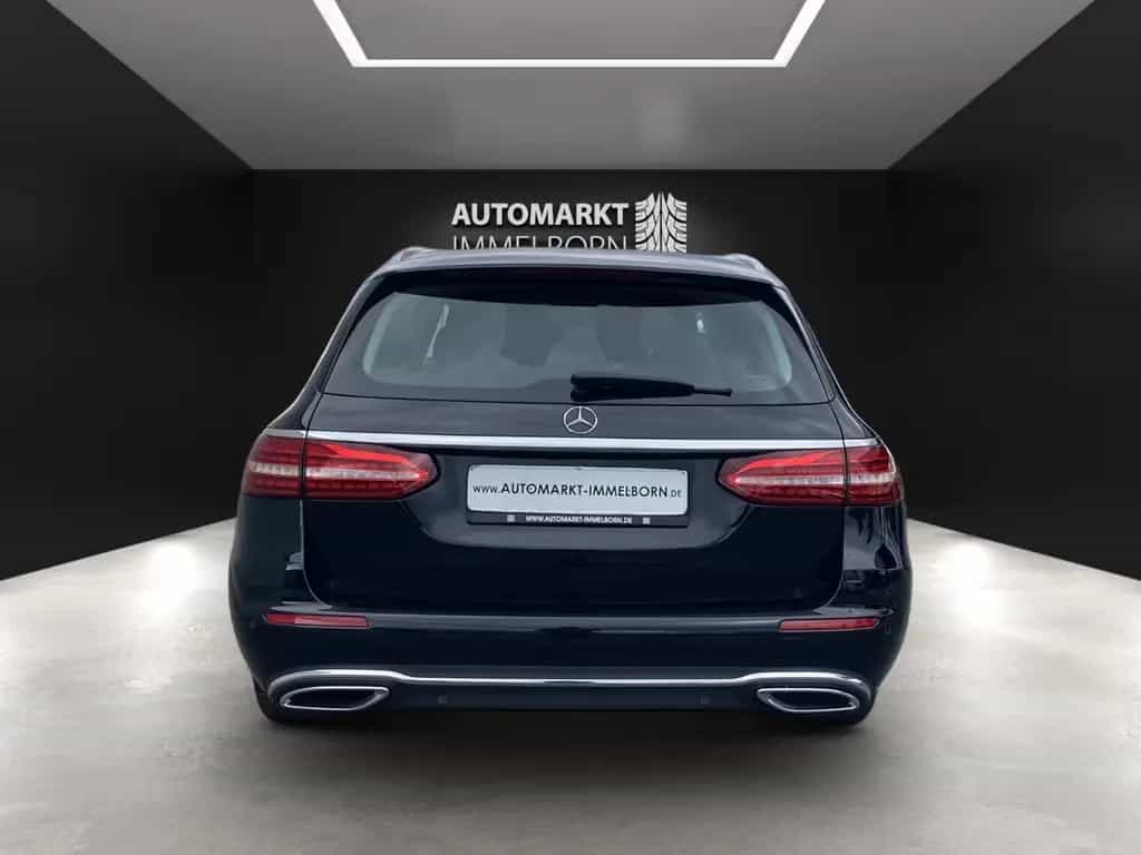 Mercedes-Benz E 300 Avantgarde Vollleder*LED*Kamera*Wides*DAB* 01/2022-photo-8