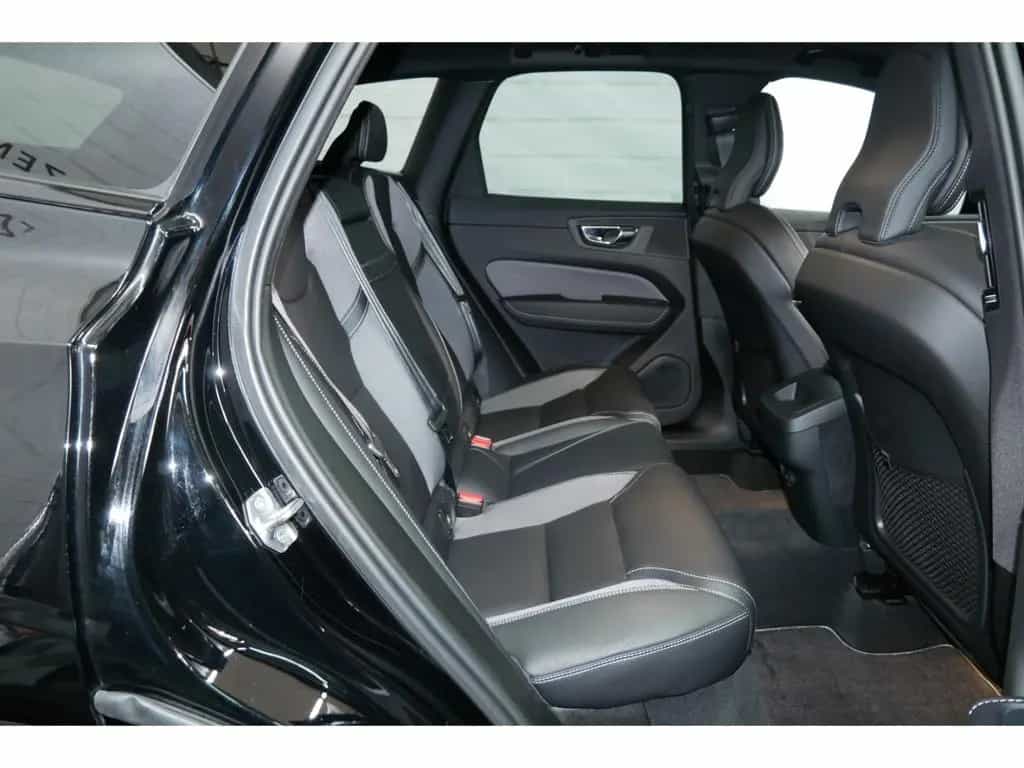 Volvo XC60 R Design AWD B4 LED+Navi+Leder+AHK+PDC+19'' 02/2021-photo-11
