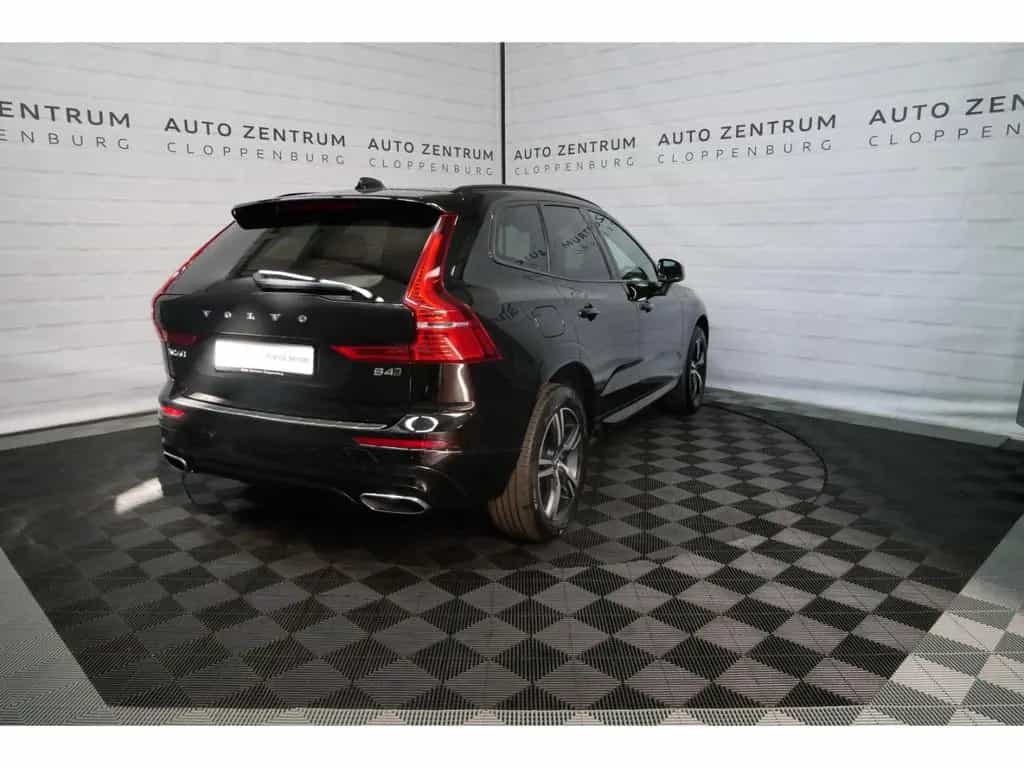 Volvo XC60 R Design AWD B4 LED+Navi+Leder+AHK+PDC+19'' 02/2021-photo-4