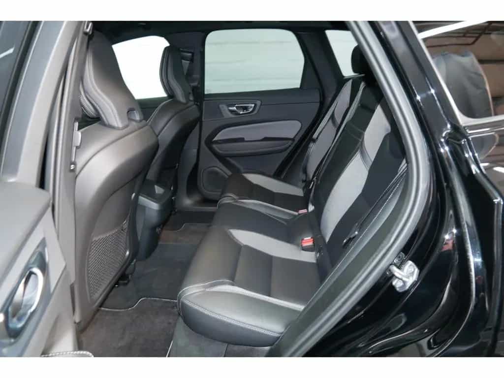 Volvo XC60 R Design AWD B4 LED+Navi+Leder+AHK+PDC+19'' 02/2021-photo-9