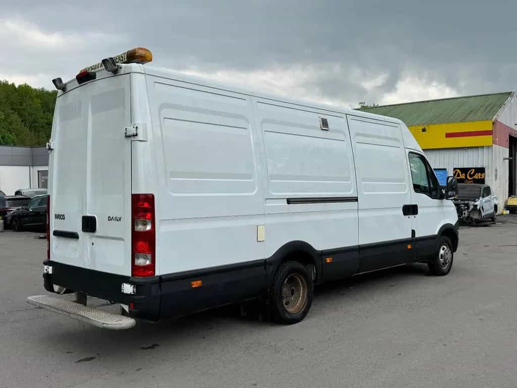 Iveco Daily Kasten HKa 50 C... Radstand 3950 09/2014-photo-2