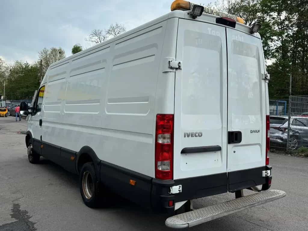 Iveco Daily Kasten HKa 50 C... Radstand 3950 09/2014-photo-4
