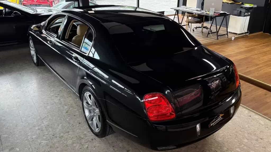 Bentley Continental Flying Spur 07/2005-photo-12