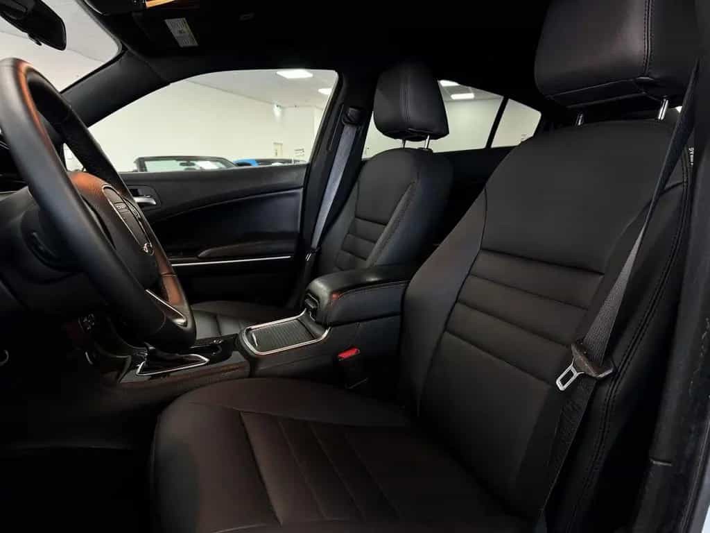 Dodge Charger RT 5,7l V8 *WIDEBODY / AUT / LEDER* 12/2021-photo-12