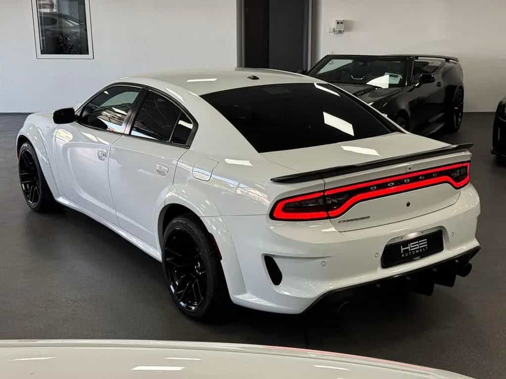 Dodge Charger RT 5,7l V8 *WIDEBODY / AUT / LEDER* 12/2021-photo-6