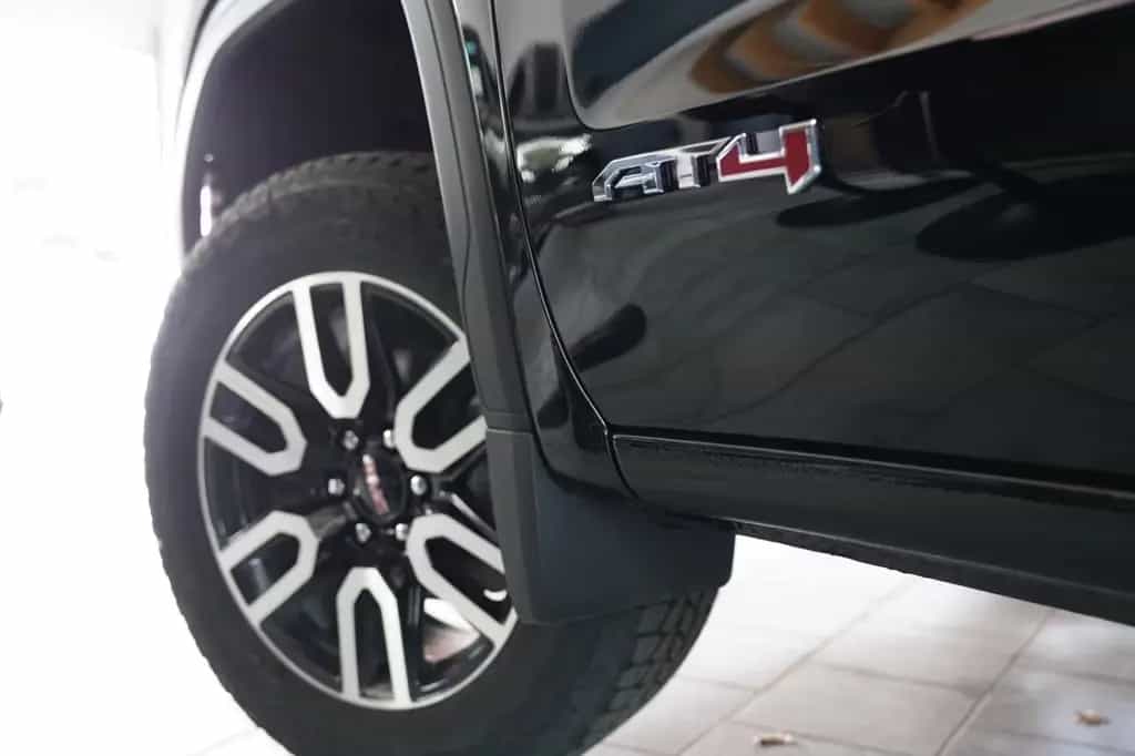 GMC Sierra AT4 6.2L V8 426 PS null-photo-11